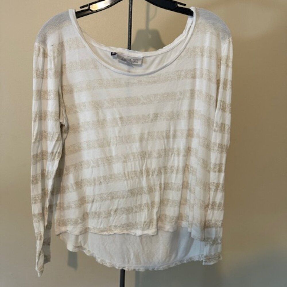 Jennifer Lopez White and Gold Striped Women's Top 8518 XL